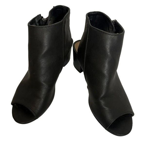 Sugar Rosetta Womens Black 6 M 1.5" Heel Block Style Sandals Shoes - Picture 1 of 12